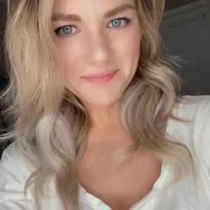 Meet your Posher, Candi